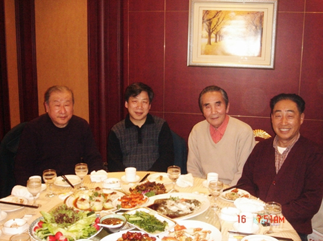 金洪漢、何承偉、李匯贏、張功升在一起