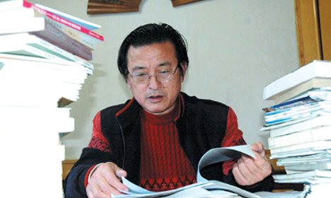 豐國(guó)需老師在工作